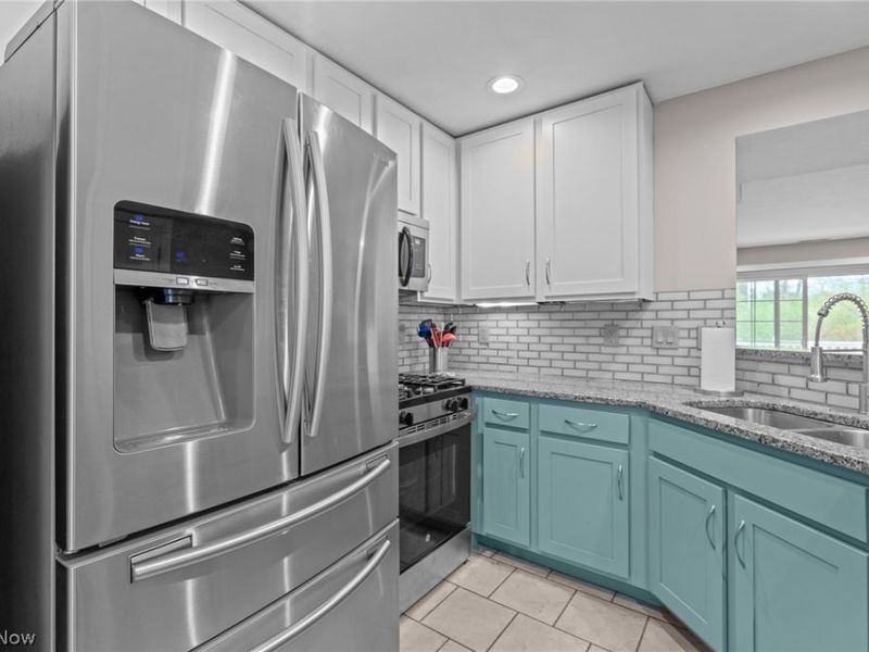 6755 Quarrystone Lane , Middleburg Heights, OH 44130 Photo 16