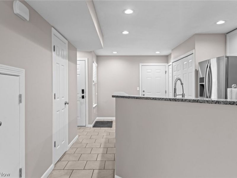 6755 Quarrystone Lane , Middleburg Heights, OH 44130 Photo 18