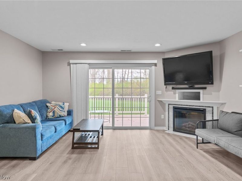 6755 Quarrystone Lane , Middleburg Heights, OH 44130 Photo 21