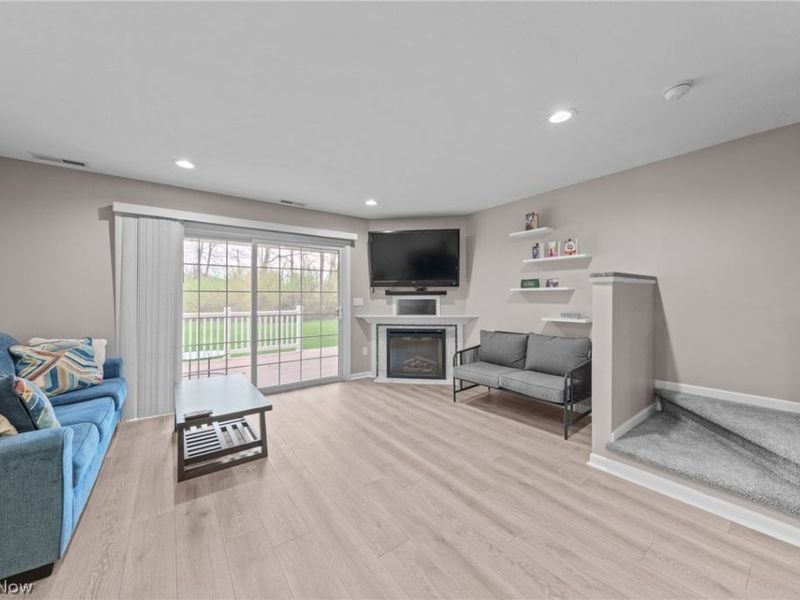 6755 Quarrystone Lane , Middleburg Heights, OH 44130 Photo 23