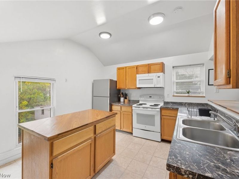 216 N Main Street , Oberlin, OH 44074 Photo 28