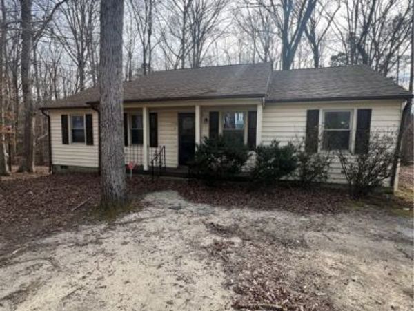 3901 London Road , Prince George, VA 23860