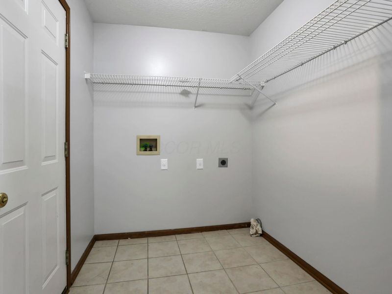 101 Barry Knoll Drive , Pataskala, OH 43062 Photo 32