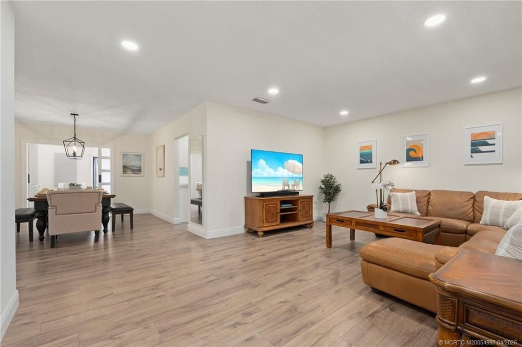 3009 SE Darien Road, Port Saint Lucie, FL 34952 Photo