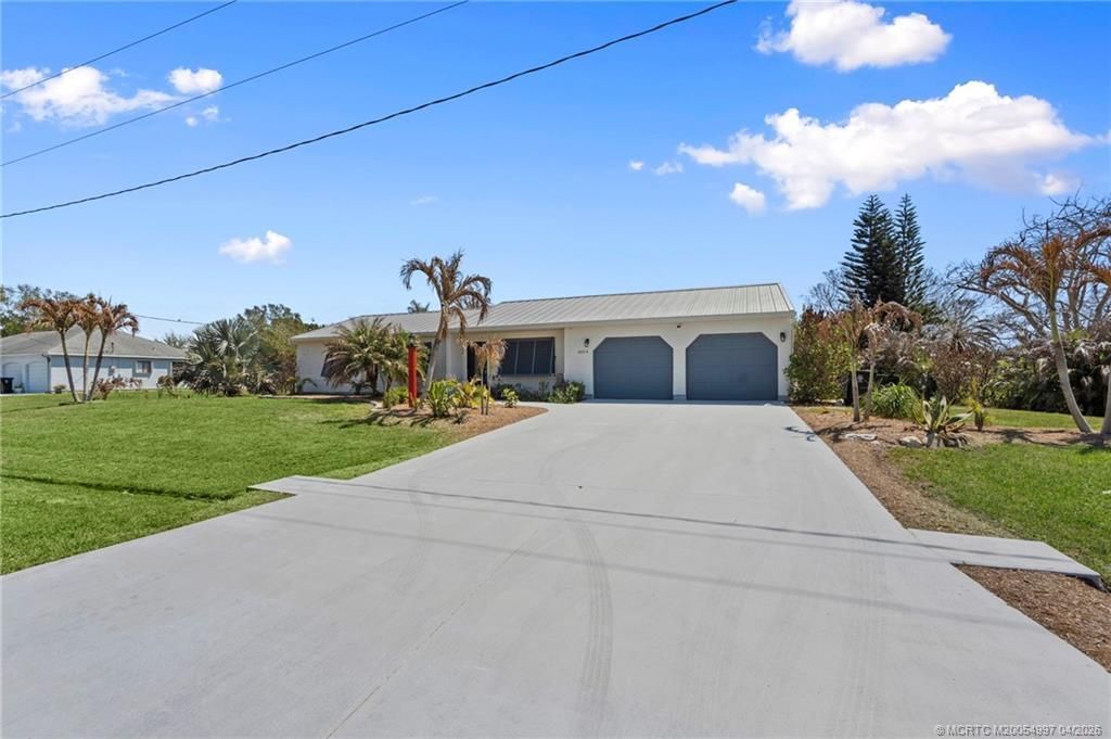 3009 SE Darien Road, Port Saint Lucie, FL 34952 Photo