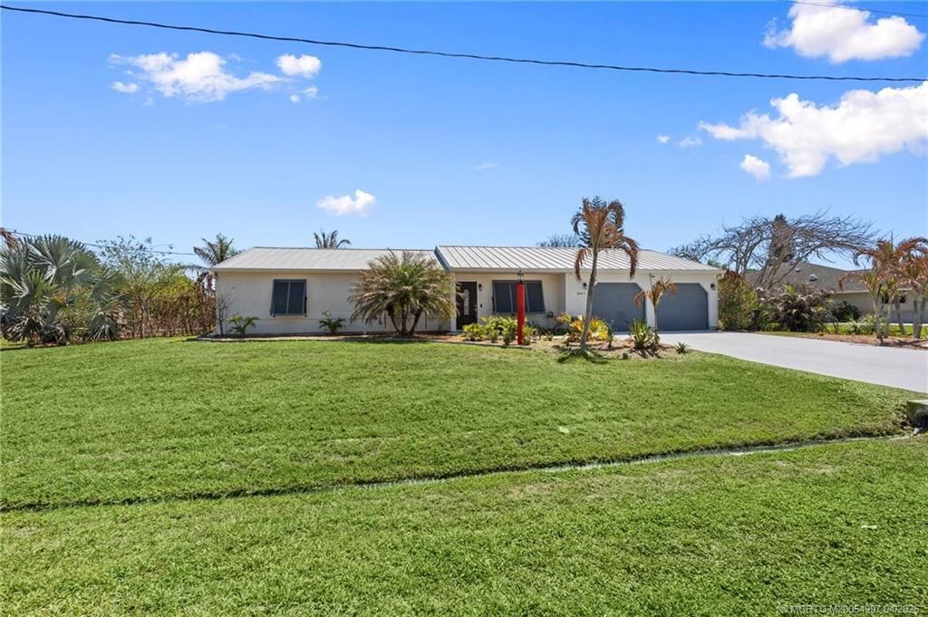 3009 SE Darien Road, Port Saint Lucie, FL 34952 Photo