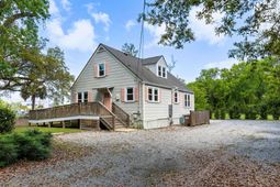 1536 Folly Road photo 4