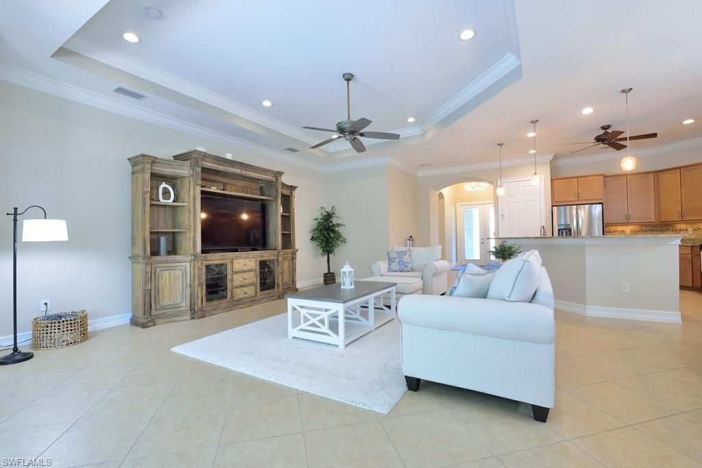3951 Otter Bend Cir, Fort Myers, FL 33905 Photo