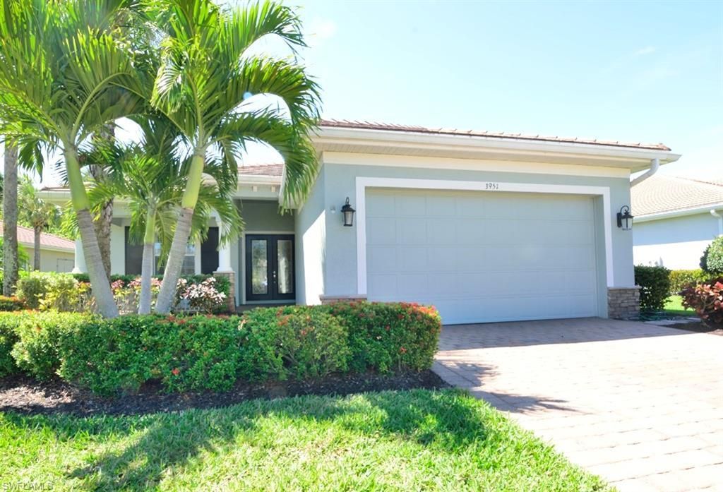 3951 Otter Bend Cir, Fort Myers, FL 33905 Photo