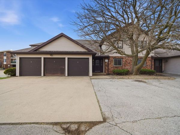 1600 Northbrook , Unit B9, Normal, IL 61761