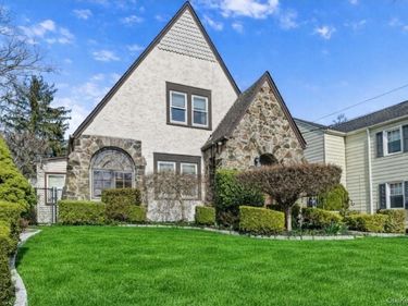 103 Petersville Road, New Rochelle, NY 10801