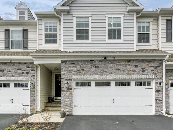 107 Charleston Drive , Monroe Township, NJ 08831