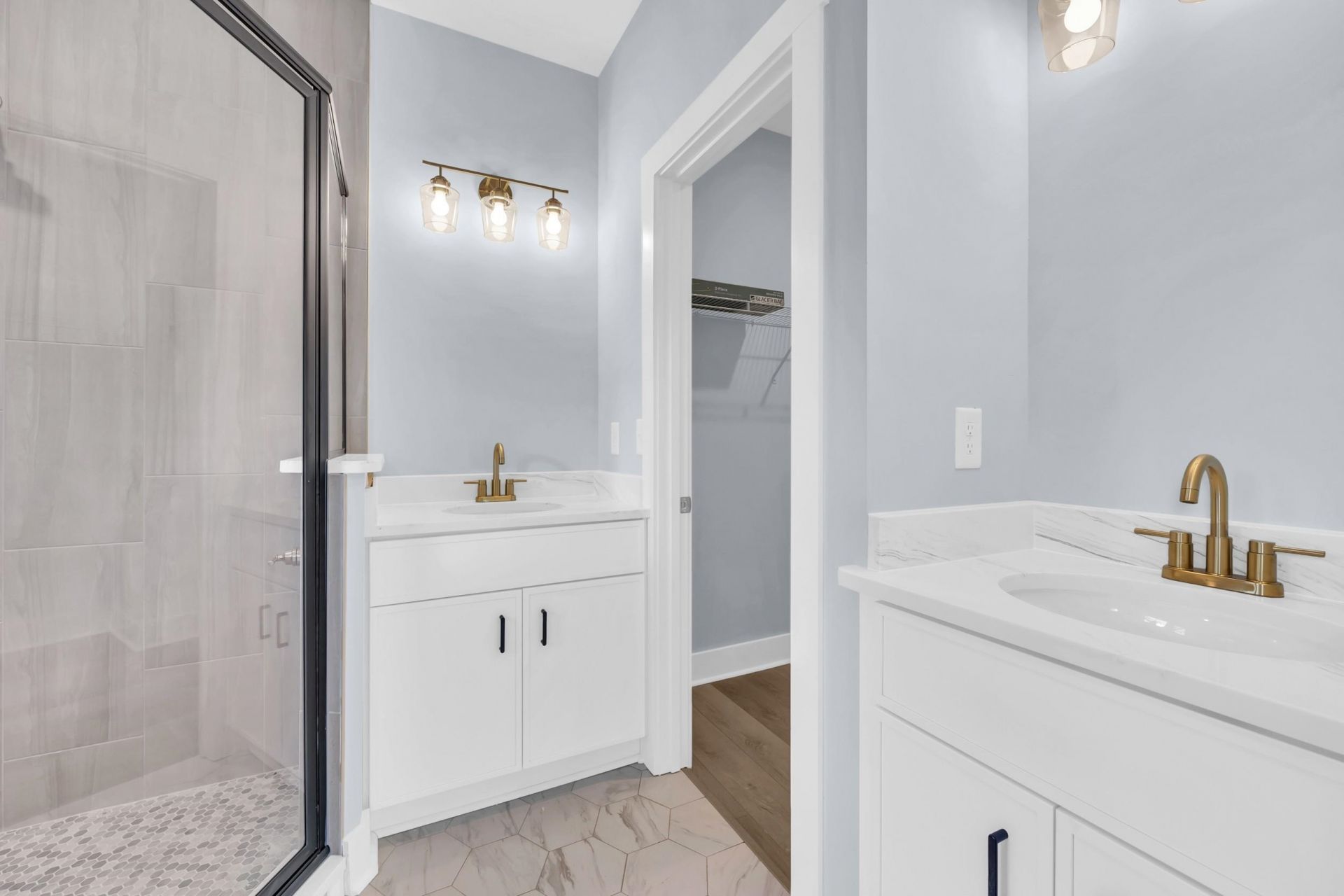 255 Madison Dr.  Photo 16