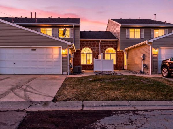 1012 Larkspur Lane, Waconia, MN 55387