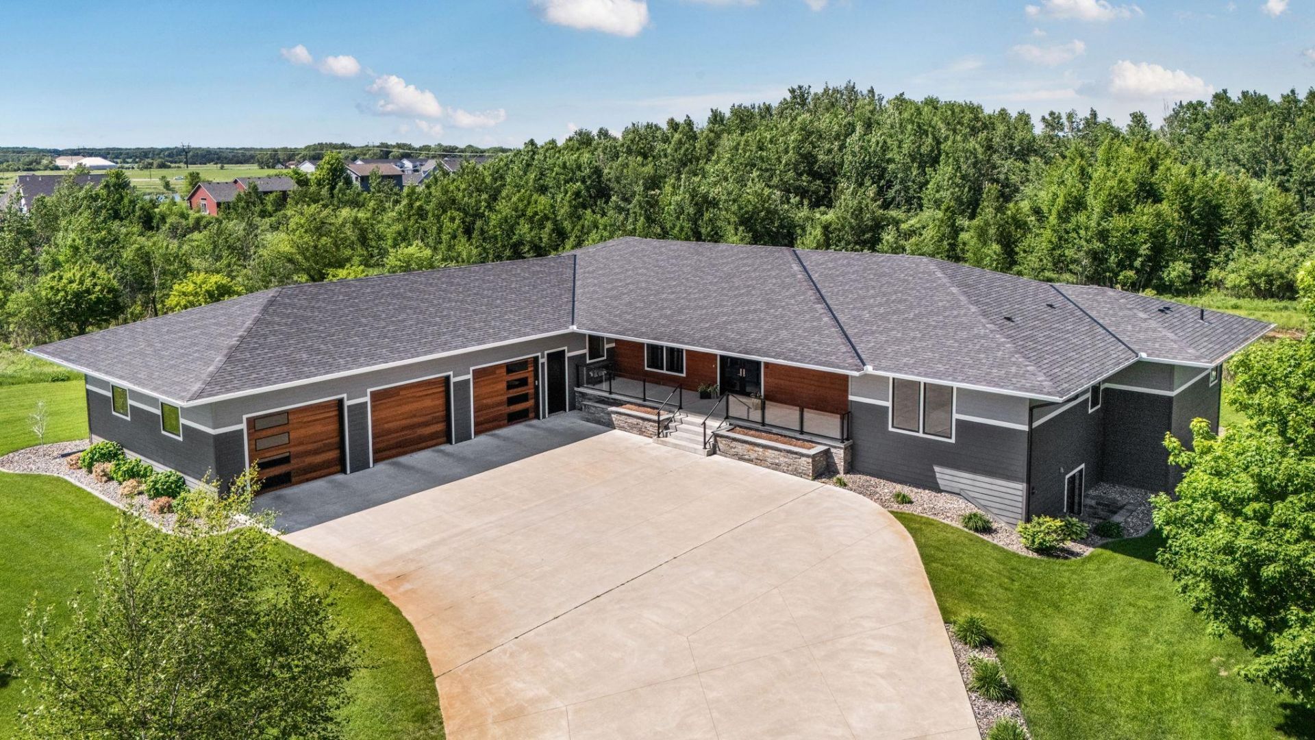 4215 32nd Street S, Saint Cloud, MN 56301