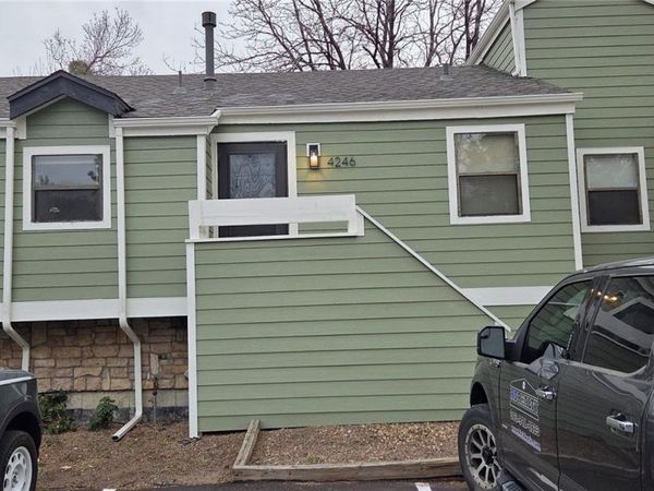 4246 S Richfield Way , Aurora, CO 80013
