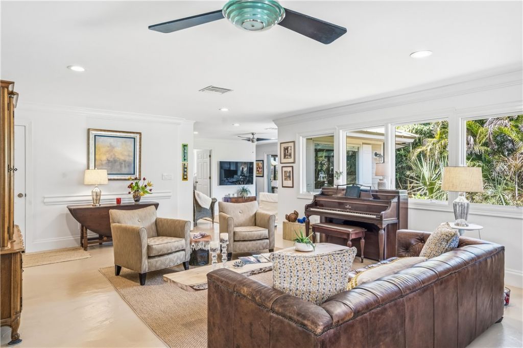 727 Shore Drive, Vero Beach, FL 32963 Photo