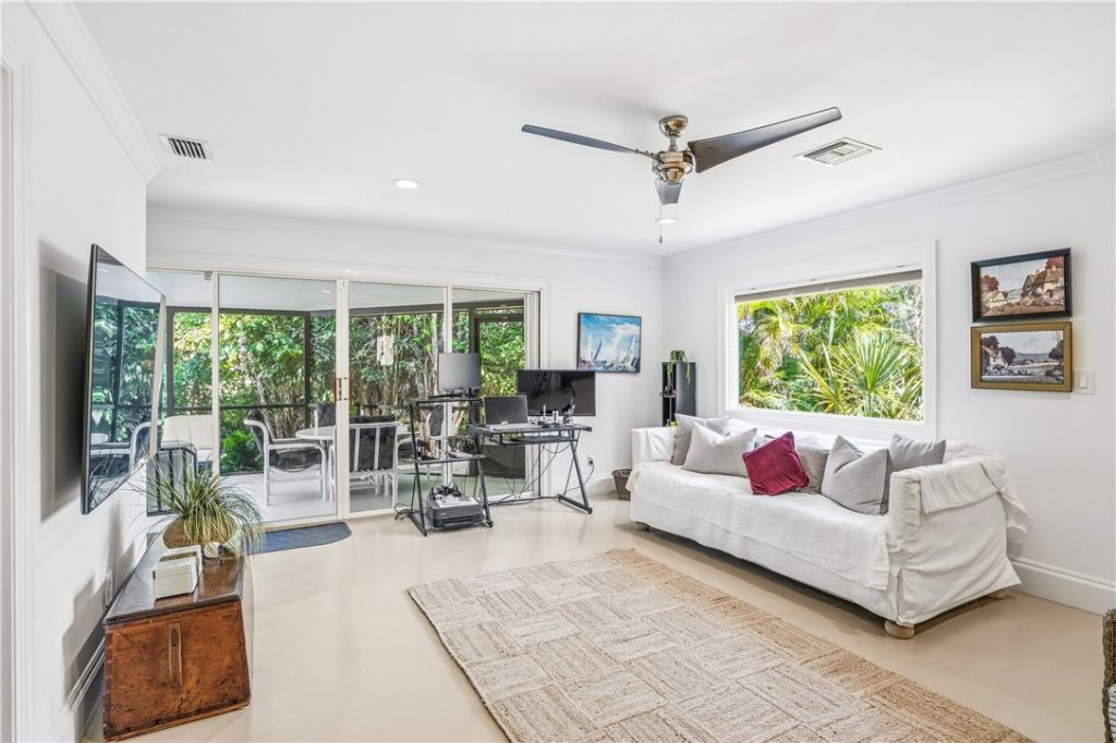 727 Shore Drive, Vero Beach, FL 32963 Photo