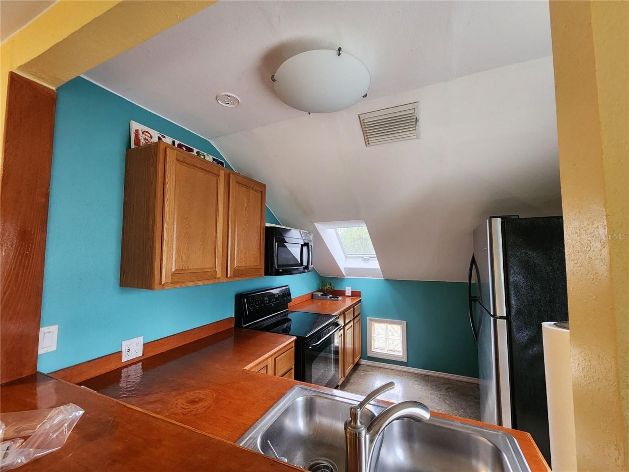 3401 E Sligh Avenue, Tampa, FL 33610 Photo