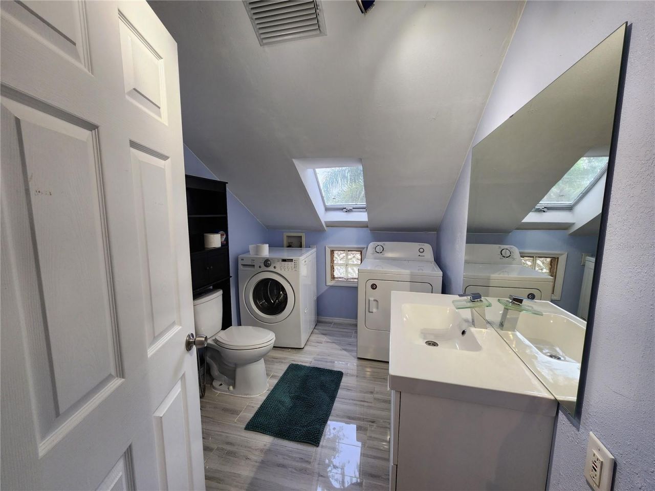 3401 E Sligh Avenue, Tampa, FL 33610 Photo