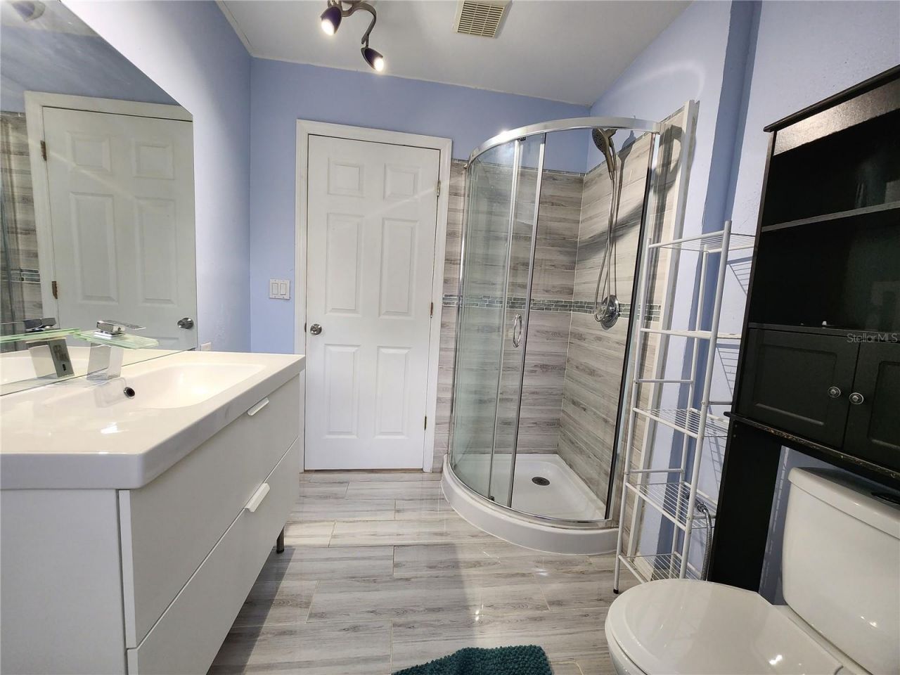 3401 E Sligh Avenue, Tampa, FL 33610 Photo