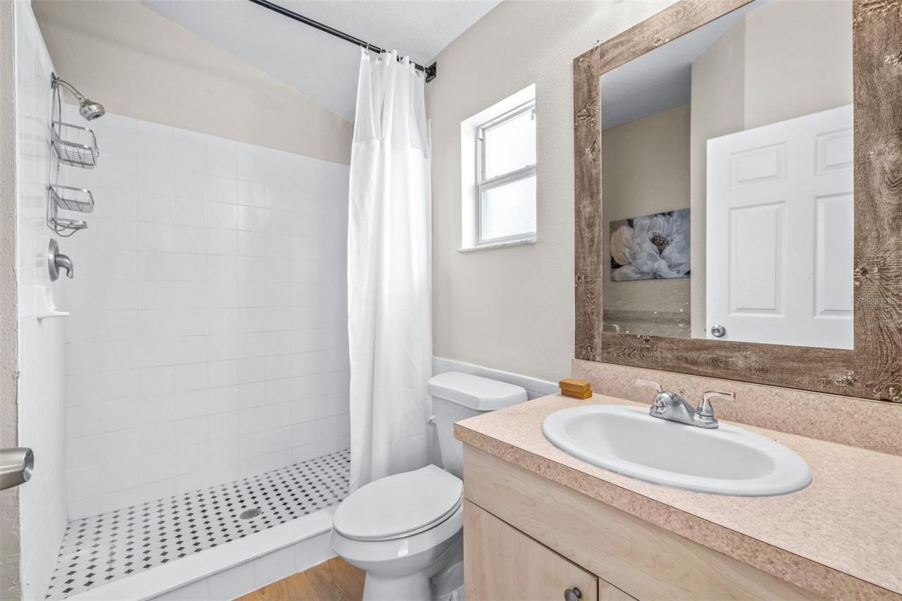 5029 Betty Street N, Saint Petersburg, FL 33709 Photo
