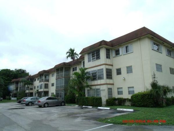 4045 NW 16th Street, Unit 205, Lauderhill, FL 33313