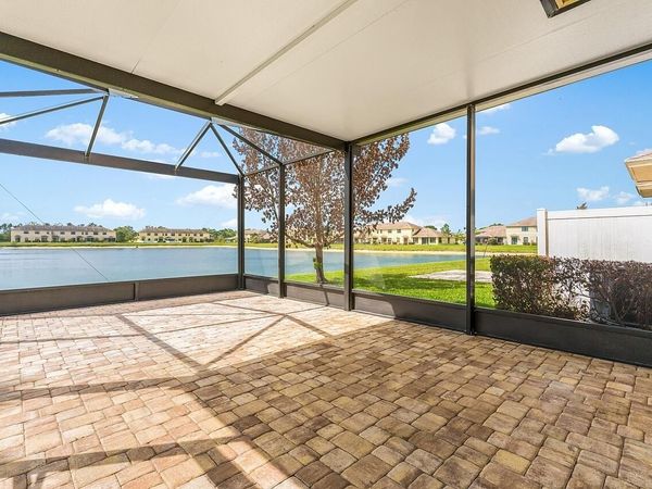 10156 W Villa Circle, Vero Beach, FL 32966