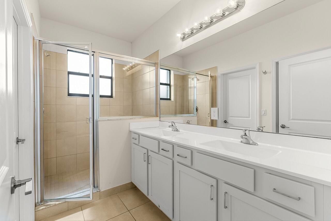 10156 W Villa Circle, Vero Beach, FL 32966 Photo