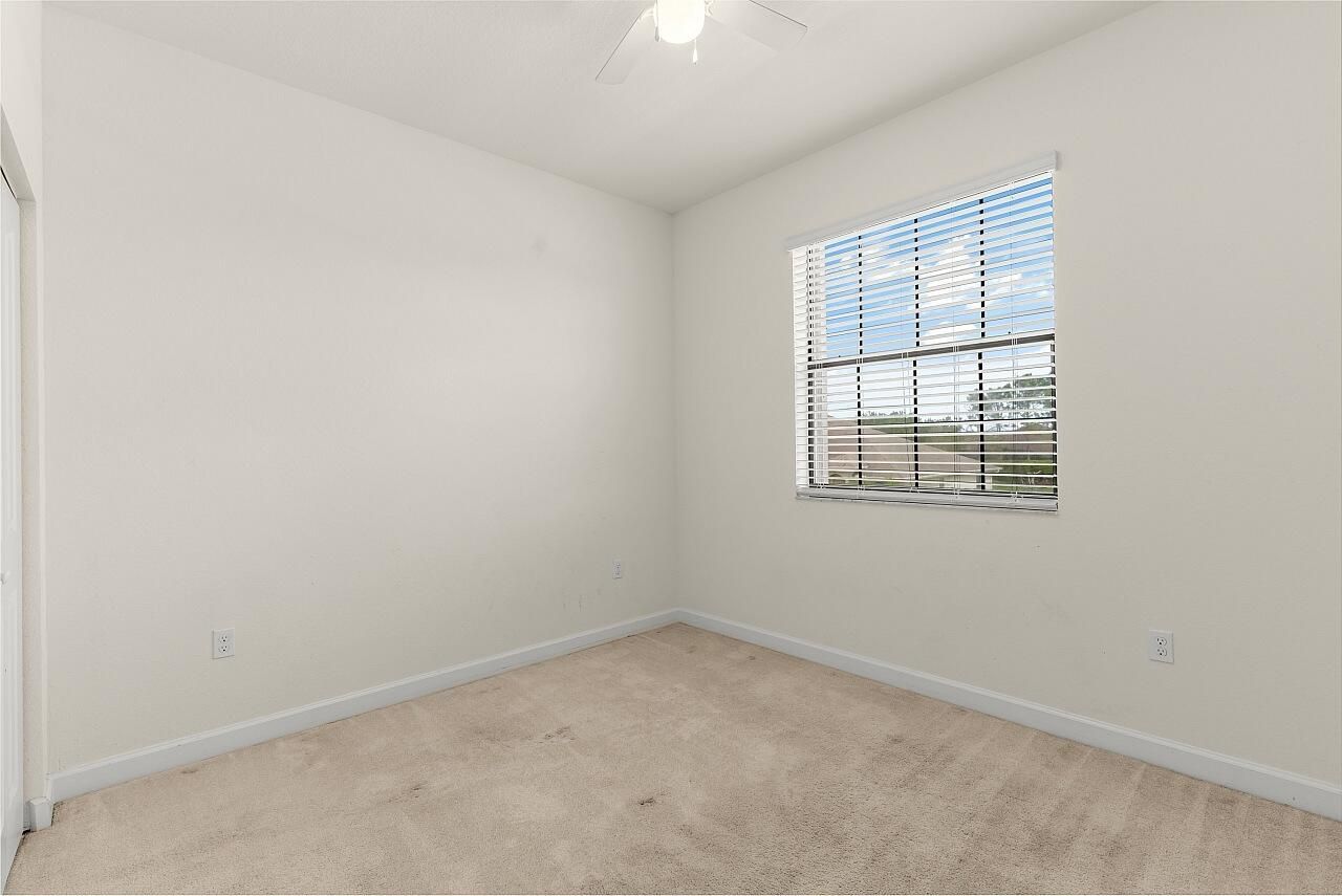 10156 W Villa Circle, Vero Beach, FL 32966 Photo