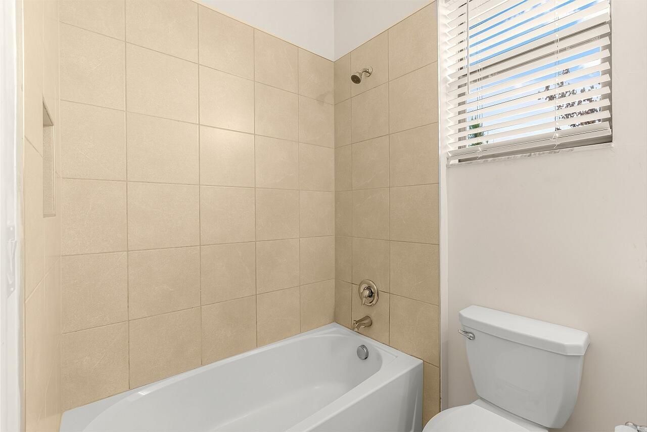 10156 W Villa Circle, Vero Beach, FL 32966 Photo