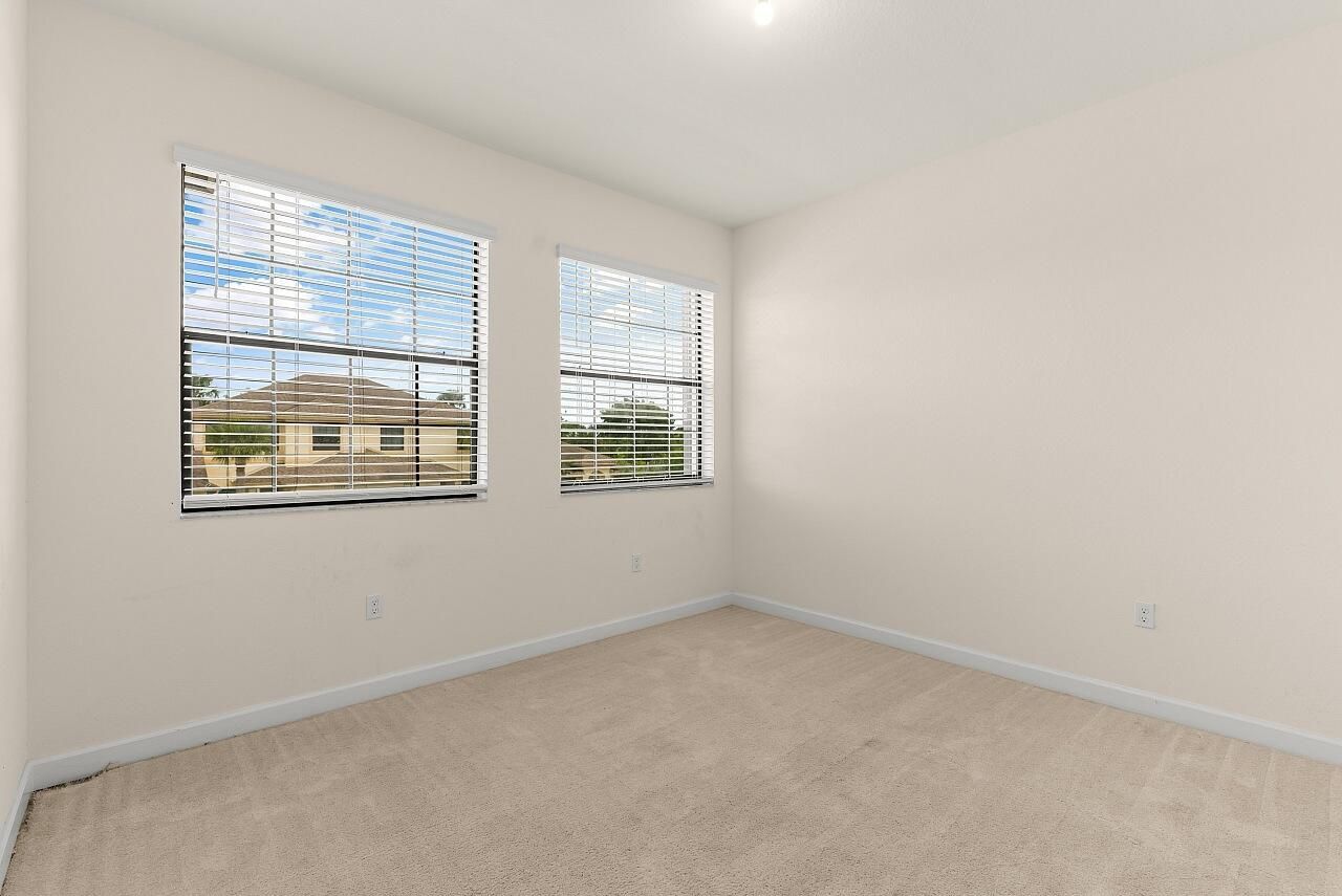 10156 W Villa Circle, Vero Beach, FL 32966 Photo