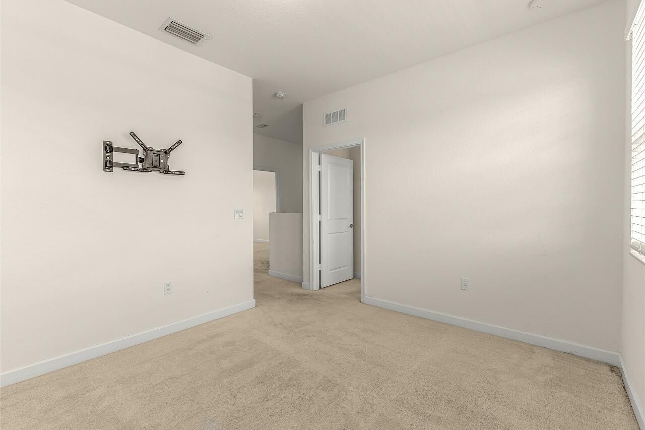 10156 W Villa Circle, Vero Beach, FL 32966 Photo