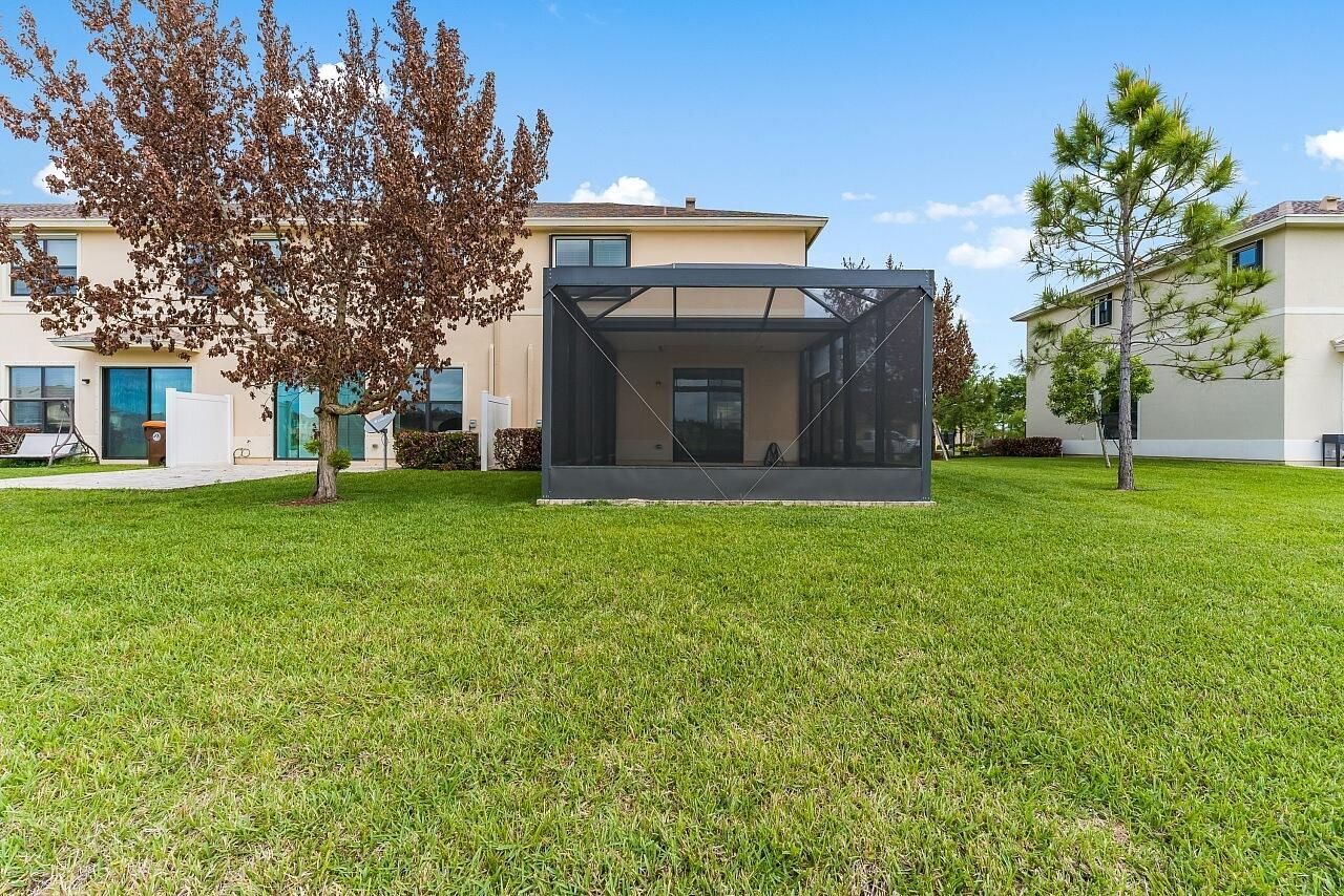 10156 W Villa Circle, Vero Beach, FL 32966 Photo