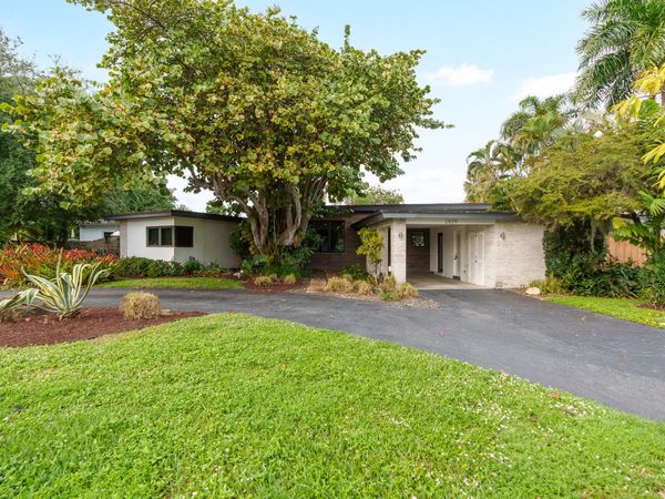 2829 NE 17th Avenue, Wilton Manors, FL 33334