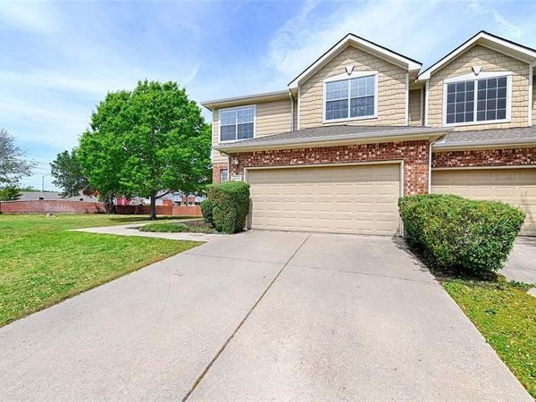 4579 Woodsboro Lane , Plano, TX 75024