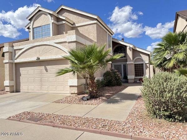 506 E KERRY Lane, Phoenix, AZ 85024