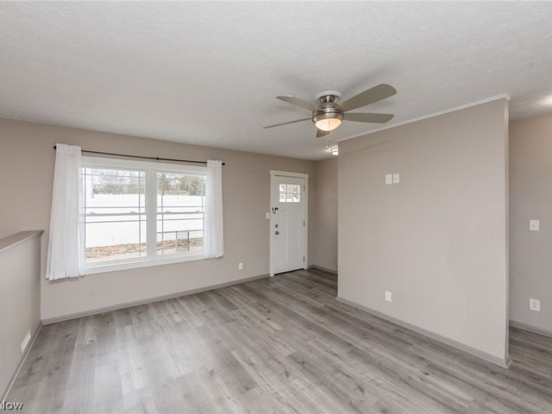 9985 Mount Eaton Road , Wadsworth, OH 44281 Photo 14