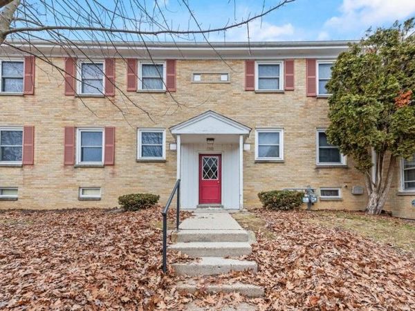 1342 E Randolph COURT, Unit B, Milwaukee, WI 53212