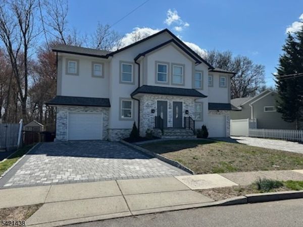 338 Lincoln Ave, Elmwood Park, NJ 07407