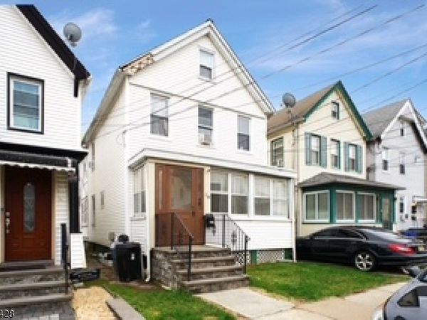 18 Llewellyn Ave, West Orange, NJ 07052