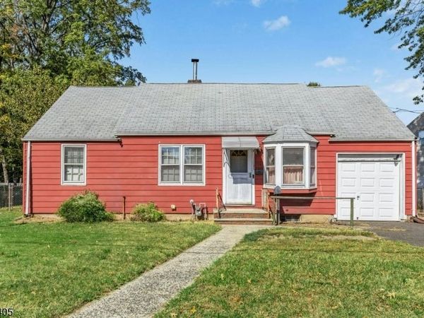 574 Sherman Ave, Roselle, NJ 07203