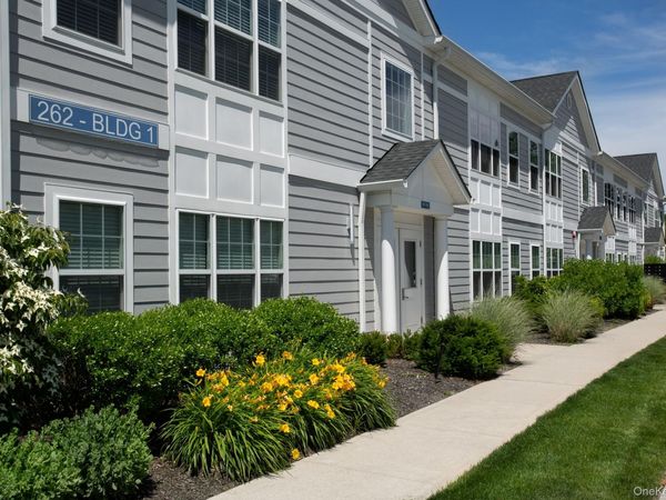 262 Indian Head Road , Unit 307, Kings Park, NY 11754