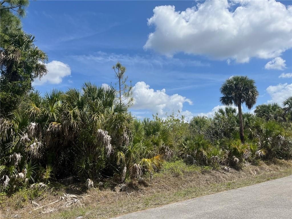 12th Ave Ne, Naples, FL 34120 Photo