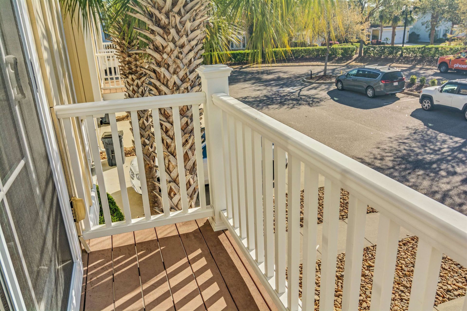 711 Madiera Dr. Photo 10