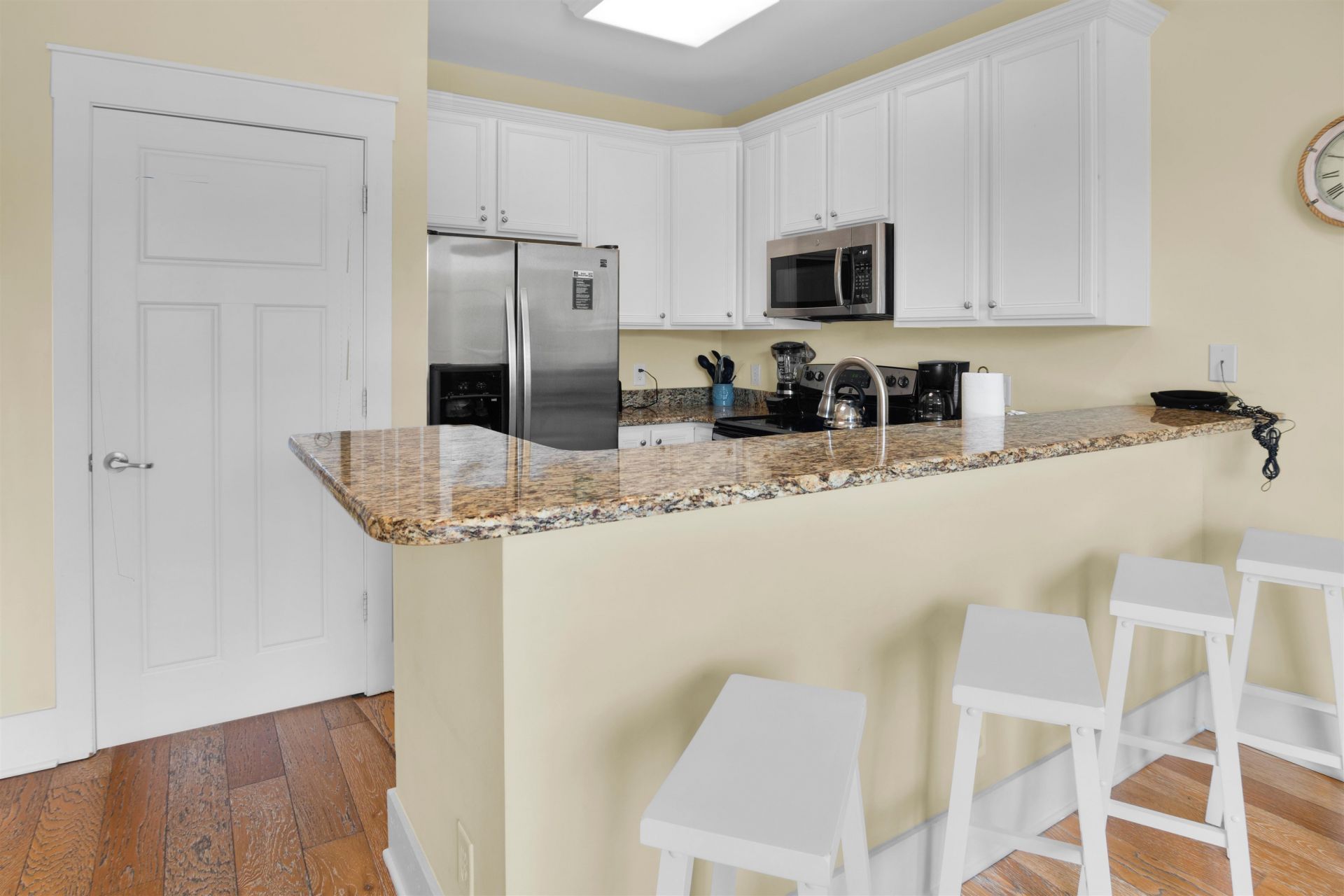 711 Madiera Dr. Photo 11