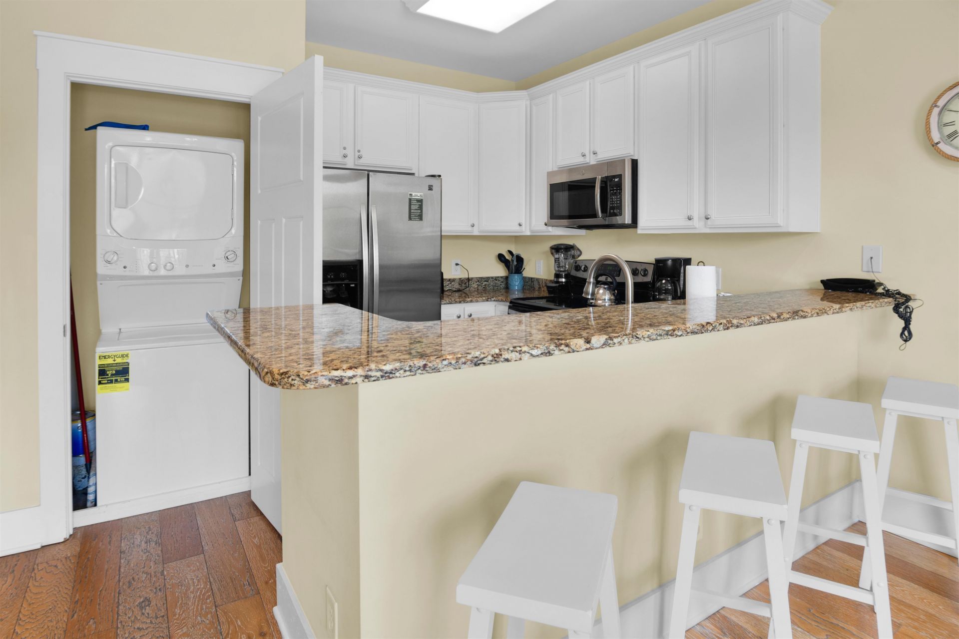 711 Madiera Dr. Photo 12