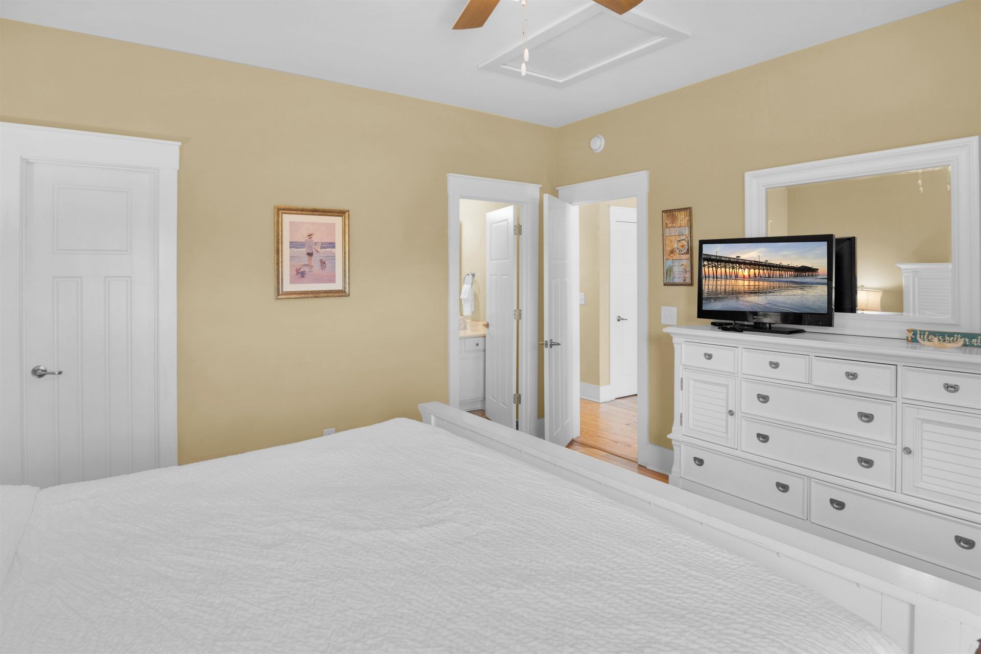 711 Madiera Dr. Photo 19