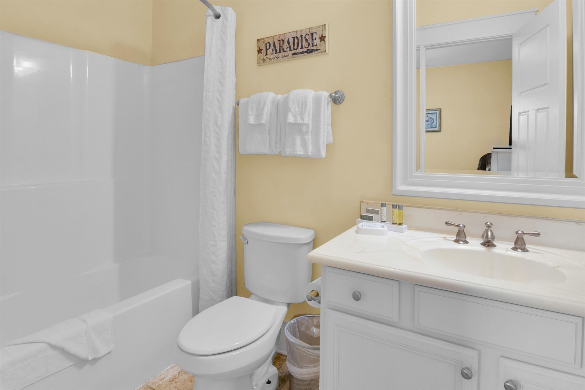 711 Madiera Dr. Photo 20