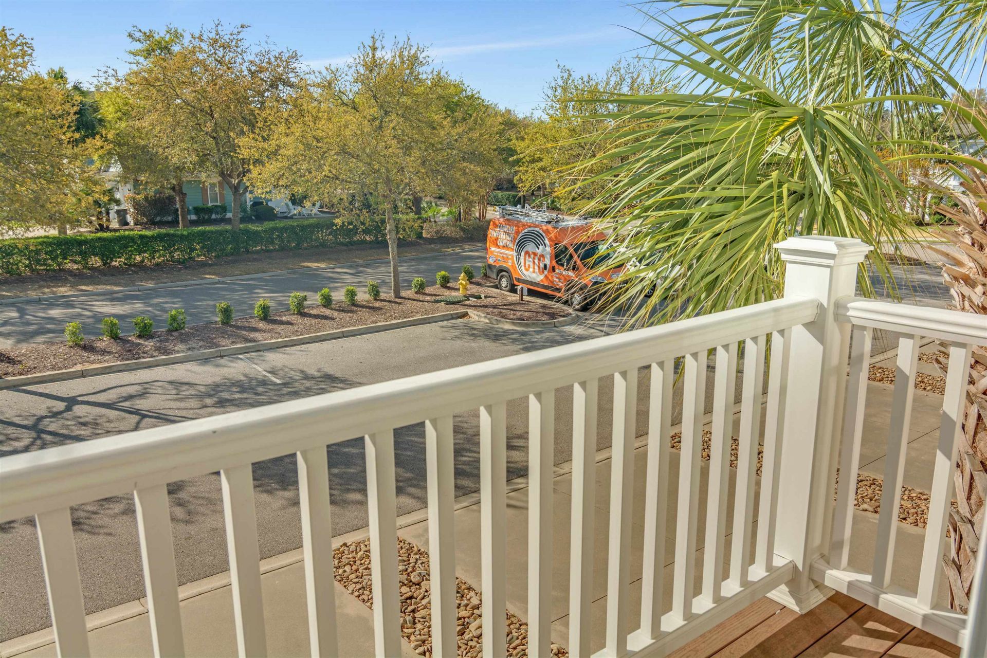 711 Madiera Dr. Photo 9